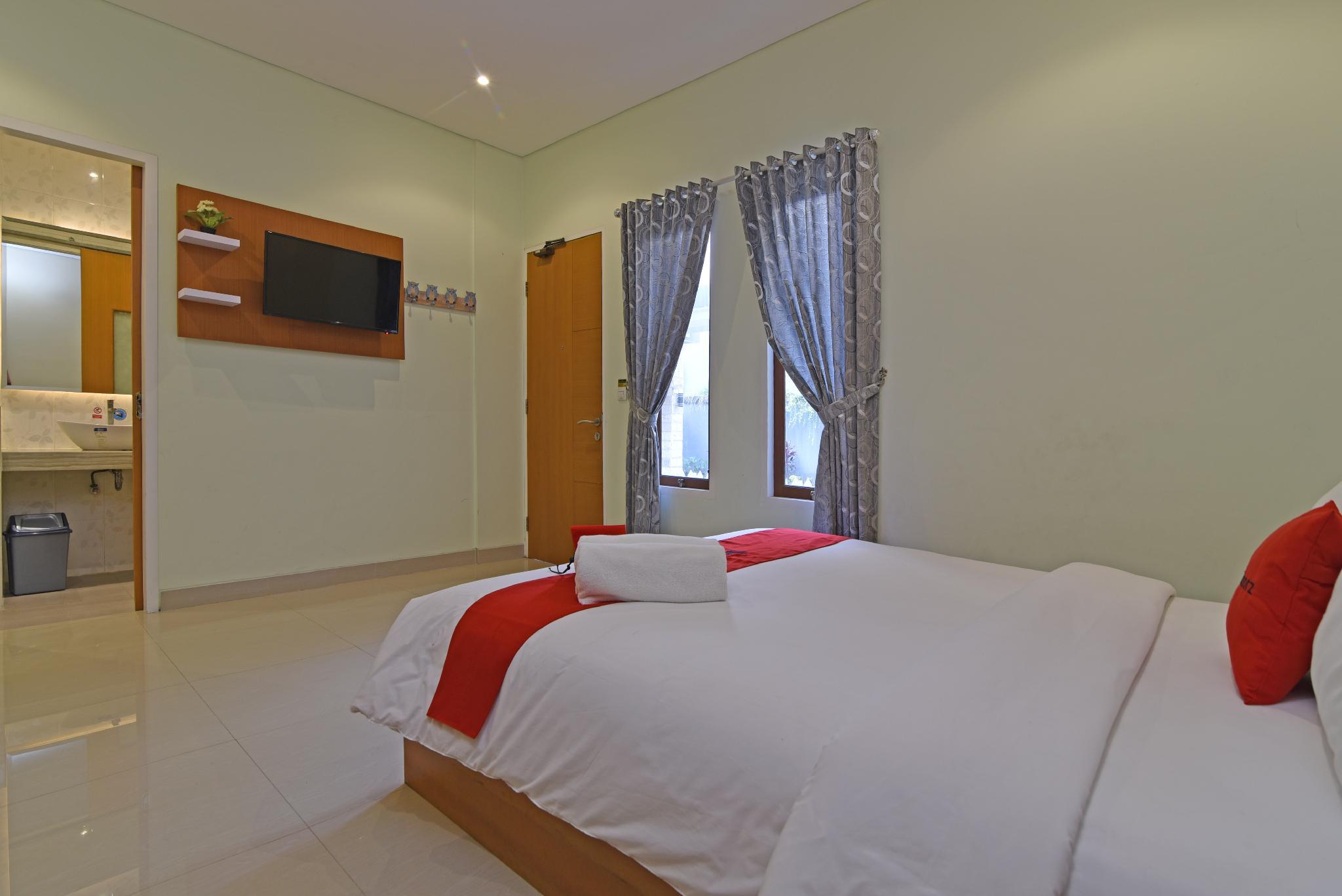 Reddoorz Plus @ Mahendradatta Denpasar מראה חיצוני תמונה